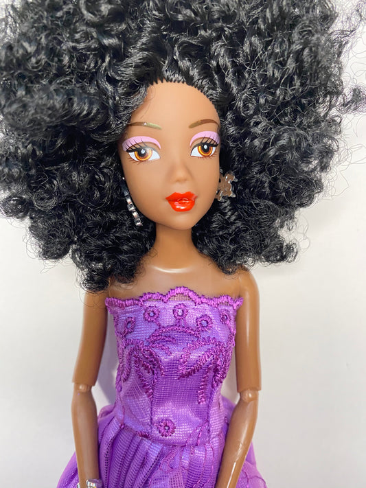Royal Beauty Nia